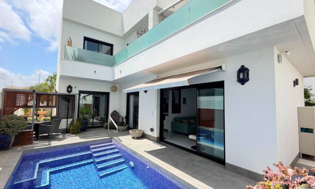 4. House - Detached Villa - Sale - Los Montesinos - La Herrada
