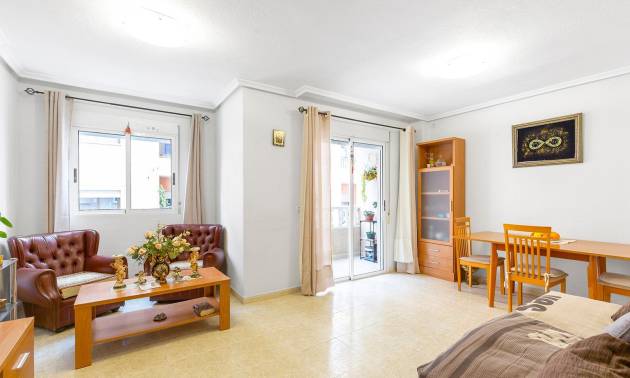 Apartment - Revente - Torrevieja - Centro