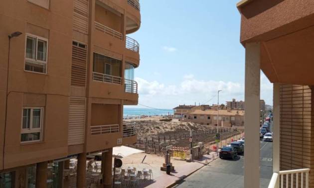 Apartment - Revente - Torrevieja - La Mata