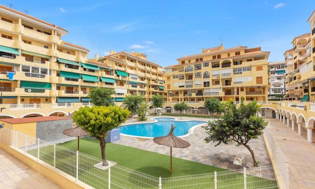 Apartment - Revente - Torrevieja - La Mata