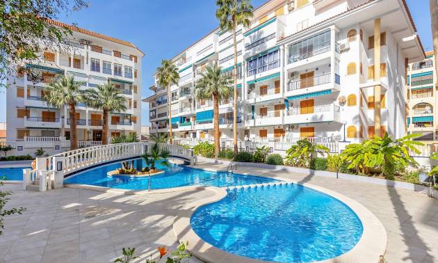 Apartment - Revente - Torrevieja - Los Europeos