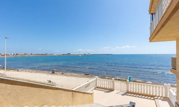 Apartment - Revente - Torrevieja - Playa de los Naufragos