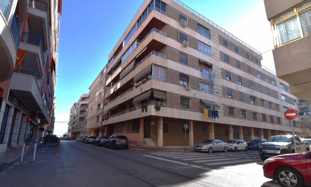 Apartment - Revente - Torrevieja - Torrevieja