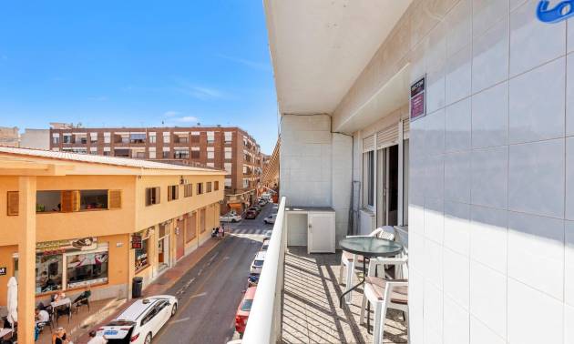 Apartment - Revente - Torrevieja - Torrevieja