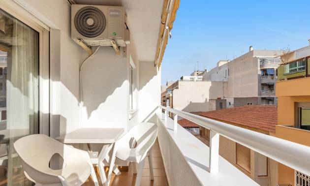 Apartment - Revente - Torrevieja - Torrevieja