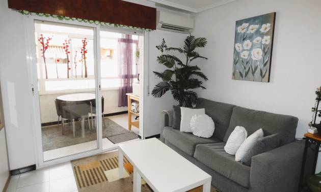 Apartment - Revente - Torrevieja - Torrevieja