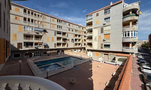 Apartment - Revente - Torrevieja - Torrevieja