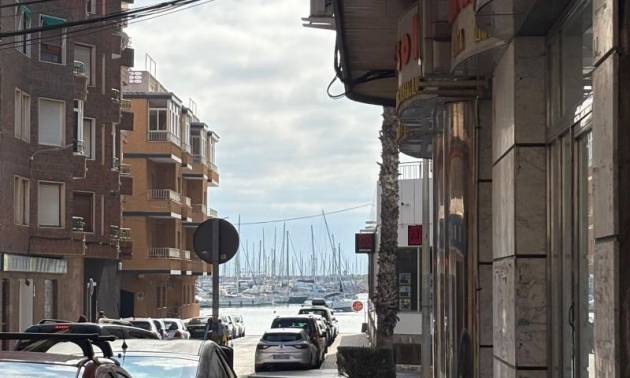 Apartment - Revente - Torrevieja - Torrevieja