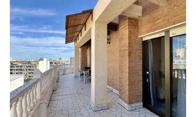 Apartment - Revente - Torrevieja - Torrevieja