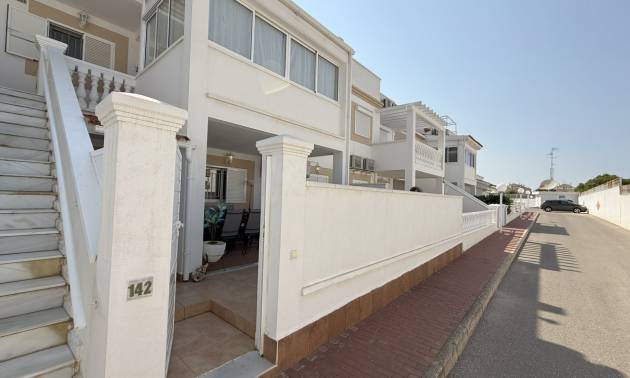 Apartment - Sale - Orihuela Costa - La Zenia