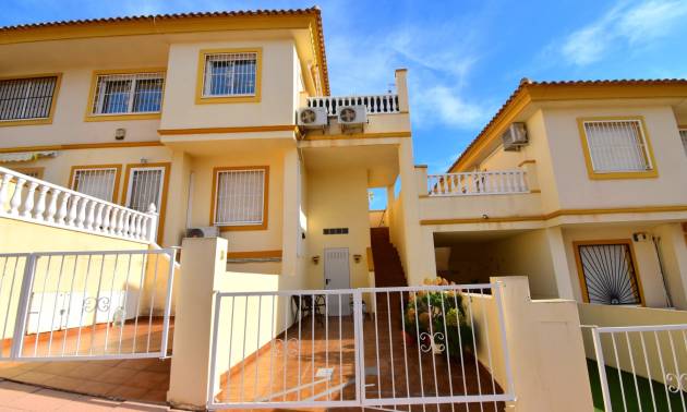 Apartment - Sale - Orihuela Costa - Orihuela Costa