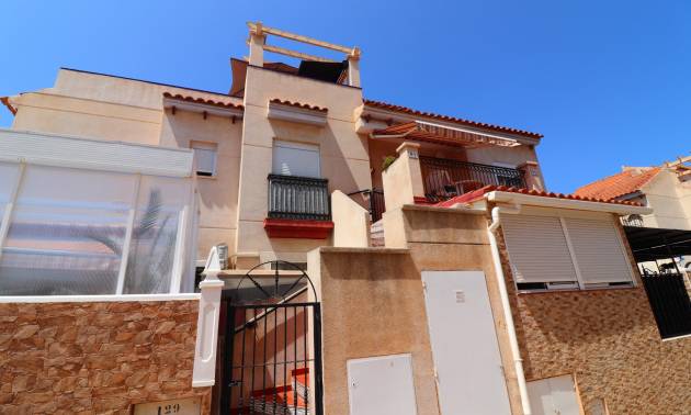 Apartment - Sale - Orihuela Costa - Orihuela Costa