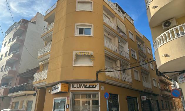 Apartment - Sale - Torrevieja - Acequion