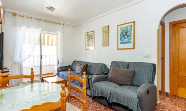 Apartment - Sale - Torrevieja - Calas blanca