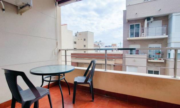 Apartment - Sale - Torrevieja - Centro