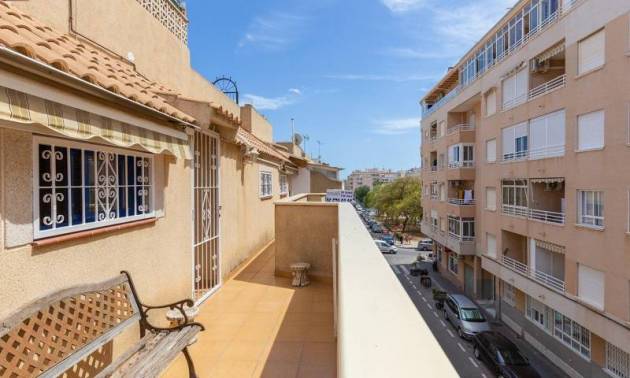 Apartment - Sale - Torrevieja - Playa de los Locos