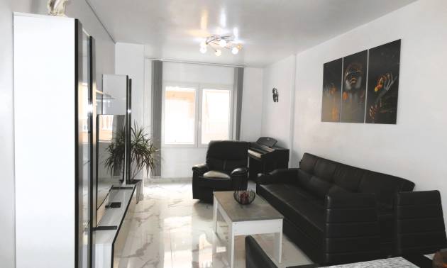 Apartment - Sale - Torrevieja - Torrevieja