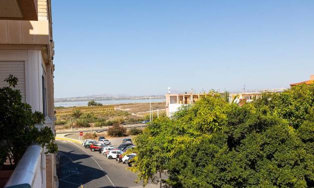 Apartment - Venta - Torrevieja - La Mata pueblo