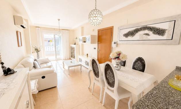 Apartment - Venta - Torrevieja - Playa del cura