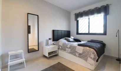 Bestaande woningen - Appartment - Guardamar del Segura