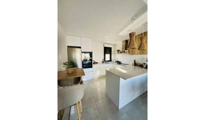 Bestaande woningen - Appartment - Las Filipinas