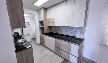 Bestaande woningen - Appartment - Torrevieja - El Limonar