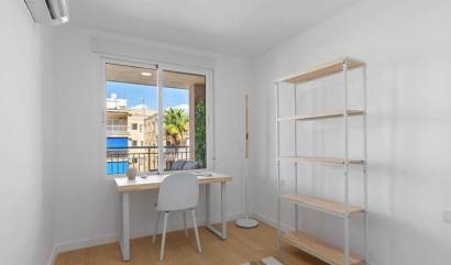 Bestaande woningen - Appartment - Torrevieja - Playa de los Naufragos