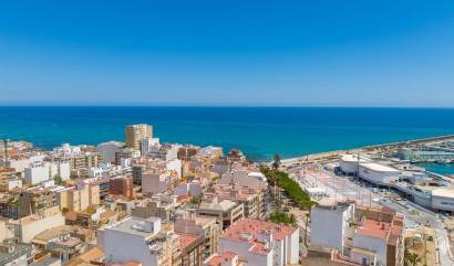 Bestaande woningen - Appartment - Torrevieja - Puerto Deportivo