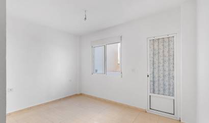 Bestaande woningen - Appartment - Torrevieja - Puerto Deportivo