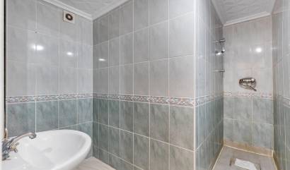 Bestaande woningen - Appartment - Torrevieja - Puerto Deportivo