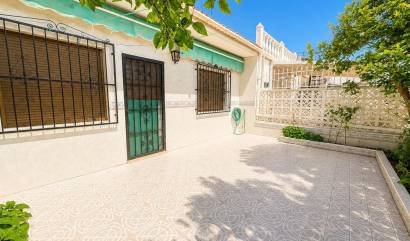 Bestaande woningen - Bungalow - Torrevieja - La Siesta - El Salado - Torreta