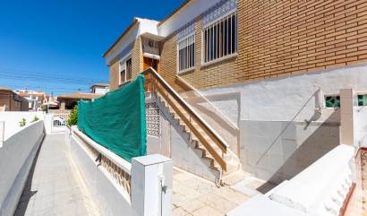 Bestaande woningen - Bungalow - Torrevieja - Los Europeos