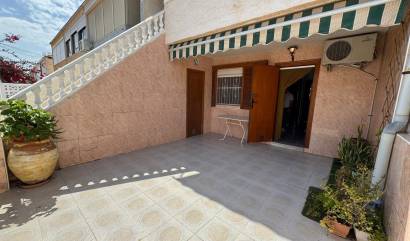Bestaande woningen - Bungalow - Torrevieja - Playa de los Naufragos