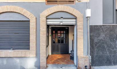 Bestaande woningen - Commercieel - Torrevieja - Estacion de autobuses