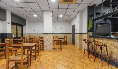 Bestaande woningen - Commercieel - Torrevieja - Estacion de autobuses