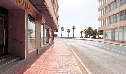 Bestaande woningen - Commercieel - Torrevieja - Playa del Cura