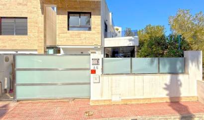 Bestaande woningen - Halfvrijstaand - Orihuela Costa - Villamartín