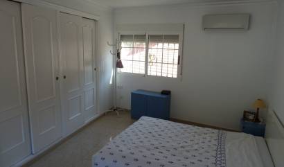 Bestaande woningen - Halfvrijstaand - Rojales