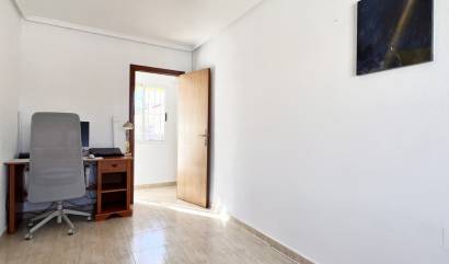 Bestaande woningen - Herenhuis - Torrevieja - La Siesta - El Salado -  Torreta