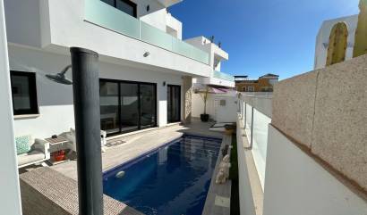 Bestaande woningen -  - Los Montesinos - La Herada