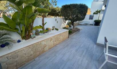 Bestaande woningen -  - Los Montesinos - La Herada