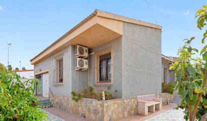 Bestaande woningen - Single family house - Torrevieja - Nueva Torrevieja