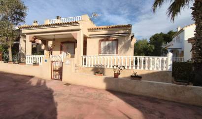 Bestaande woningen - Villa - Algorfa