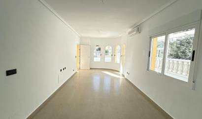 Bestaande woningen - Villa - Algorfa