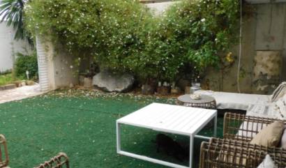 Bestaande woningen - Villa - Alicante