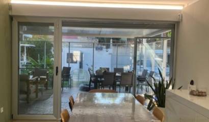 Bestaande woningen - Villa - Alicante