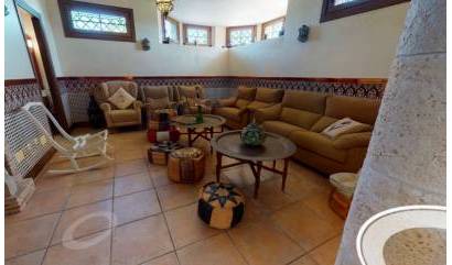 Bestaande woningen - Villa - Elche