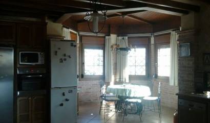 Bestaande woningen - Villa - Elche