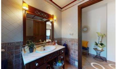 Bestaande woningen - Villa - Elche