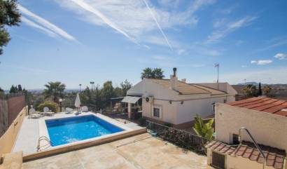 Bestaande woningen - Villa - Elche